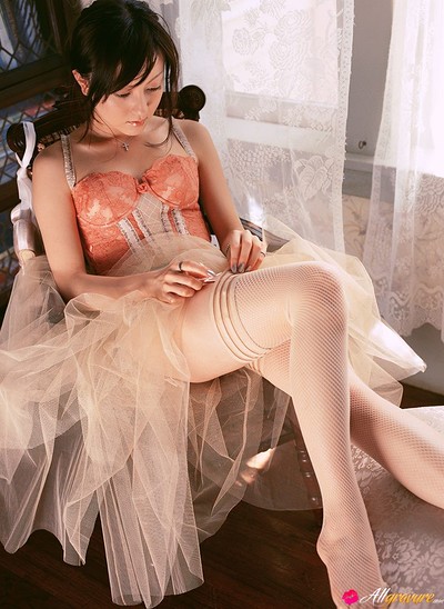 Nozomi Ando in Un Deux Troi from All Gravure