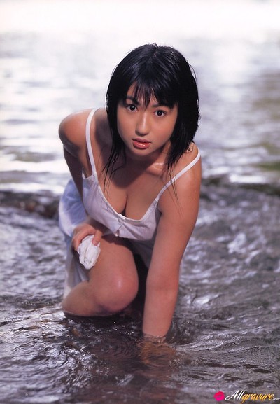 Nonami Takizawa in South from All Gravure