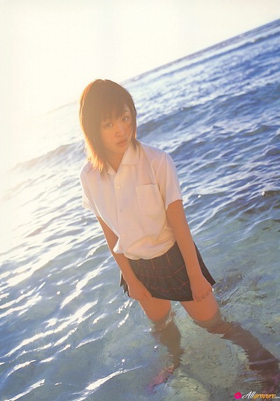 Risa Shimamoto in Risa In Wonderland from All Gravure