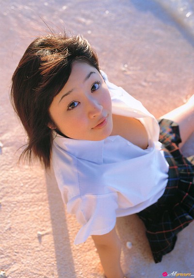 Risa Shimamoto in Risa In Wonderland from All Gravure