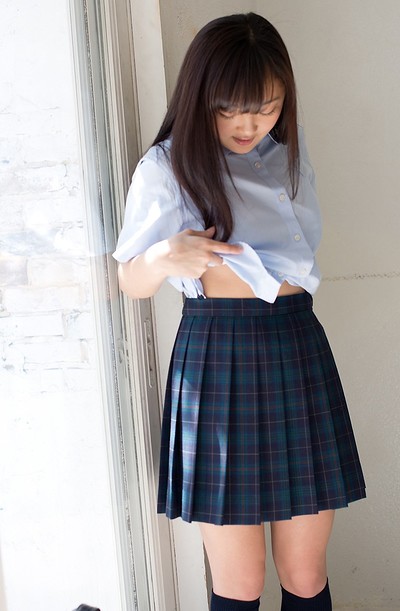 Niina Aizawa in Carried Away from All Gravure