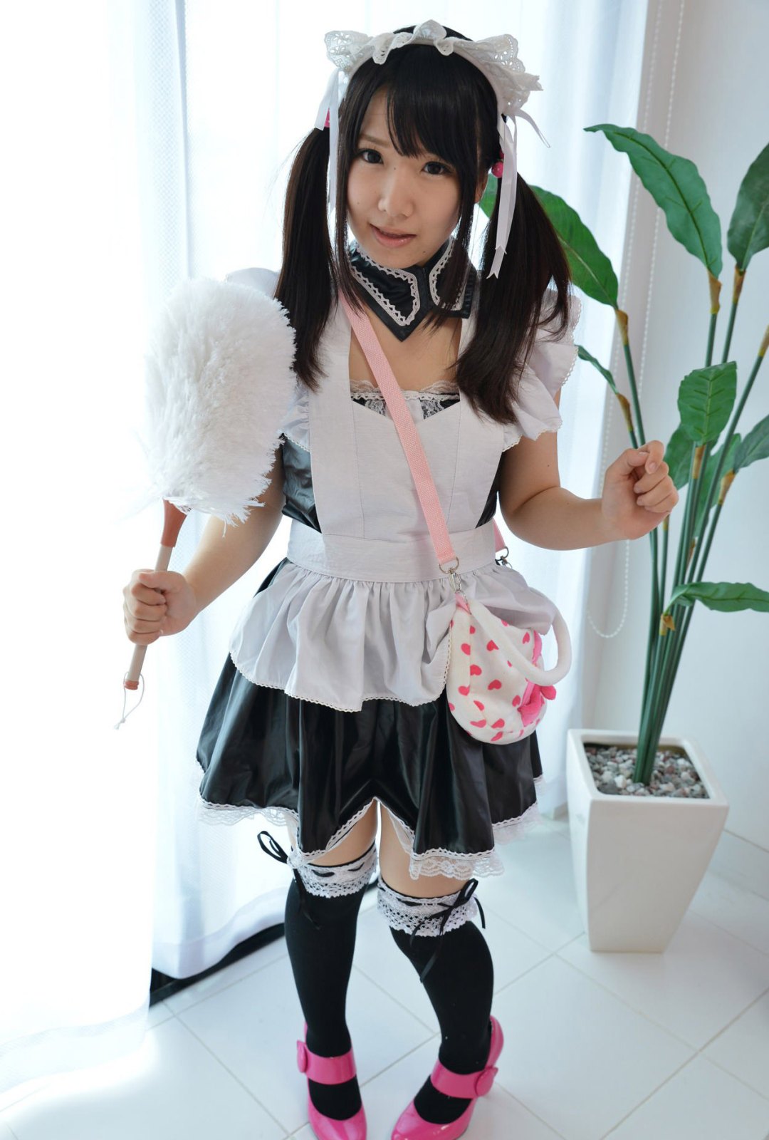 Kokoa Aisu in All Gravure set Maid For Pink-3231277