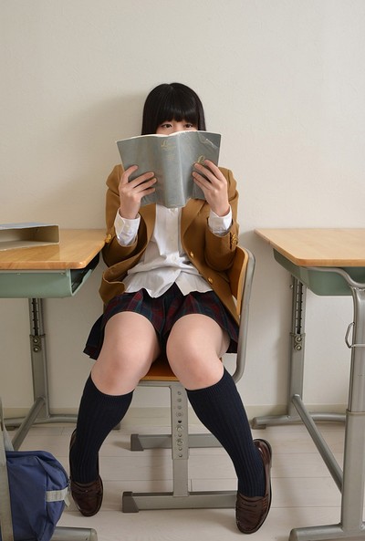 Momo Watanabe in Fitting In 1 from All Gravure
