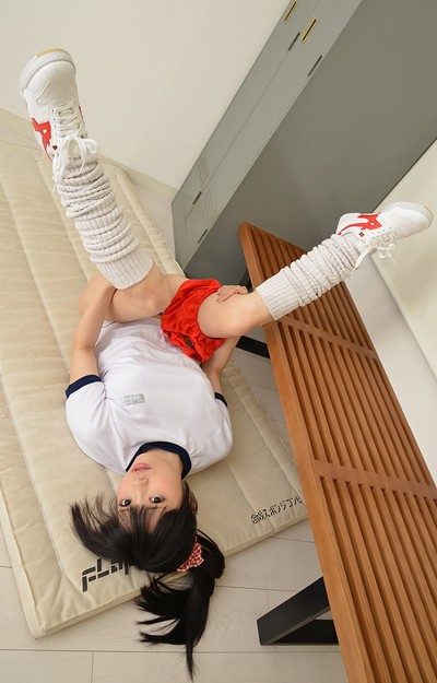 Miyako Akane in Making It Right from All Gravure