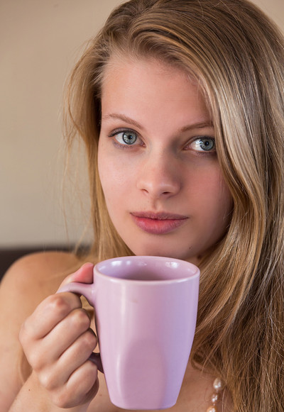 Sophie Sparks in Shine from Femjoy