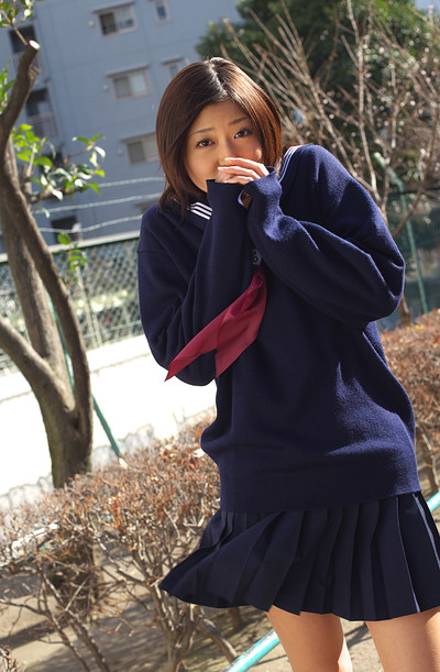 Mami Matsuyama in Ask Me Out from All Gravure