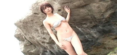 Graceful girl Canon Natsuone naked in Everyones Sun Scene 1