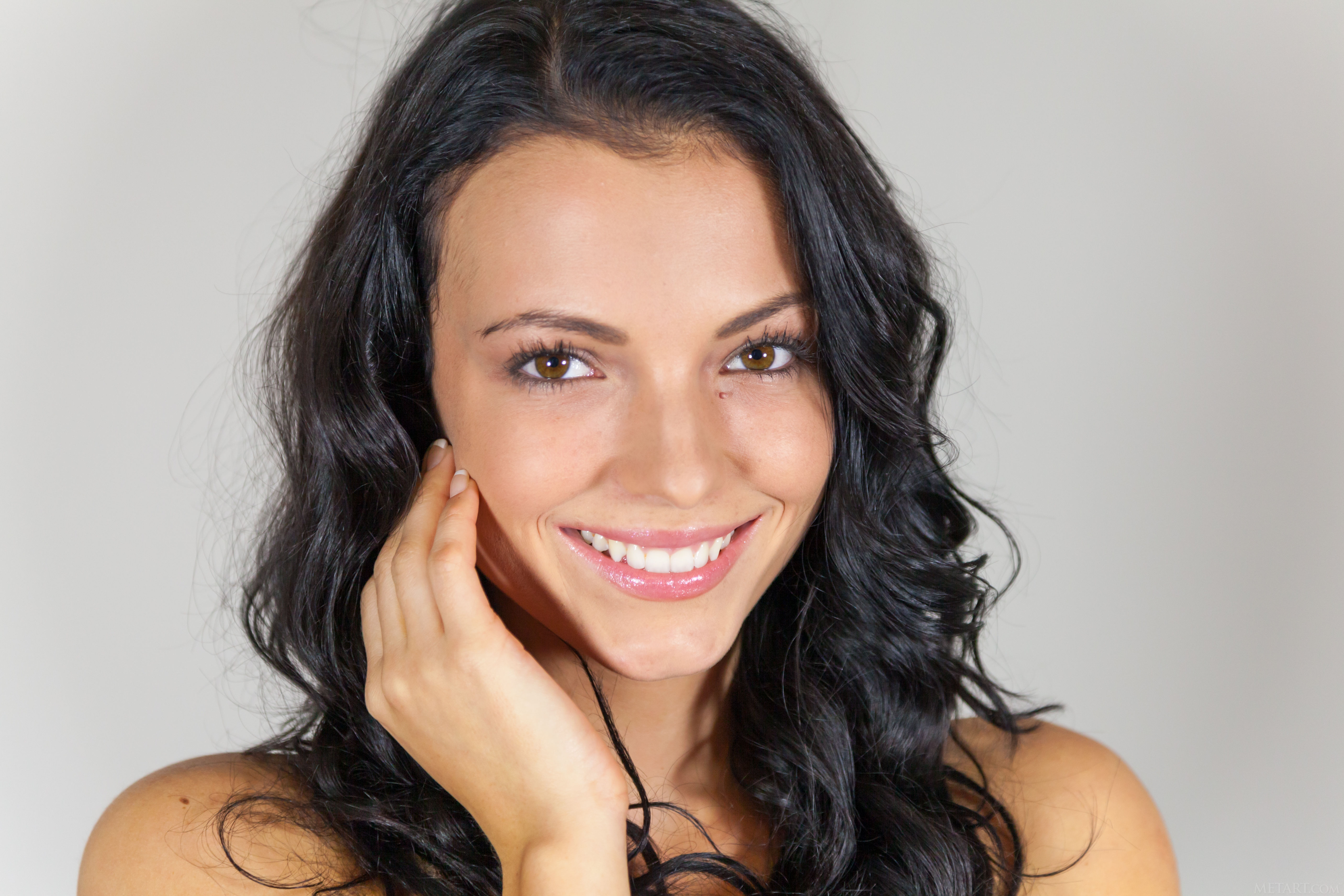 Sapphira A in Metart set Back Again