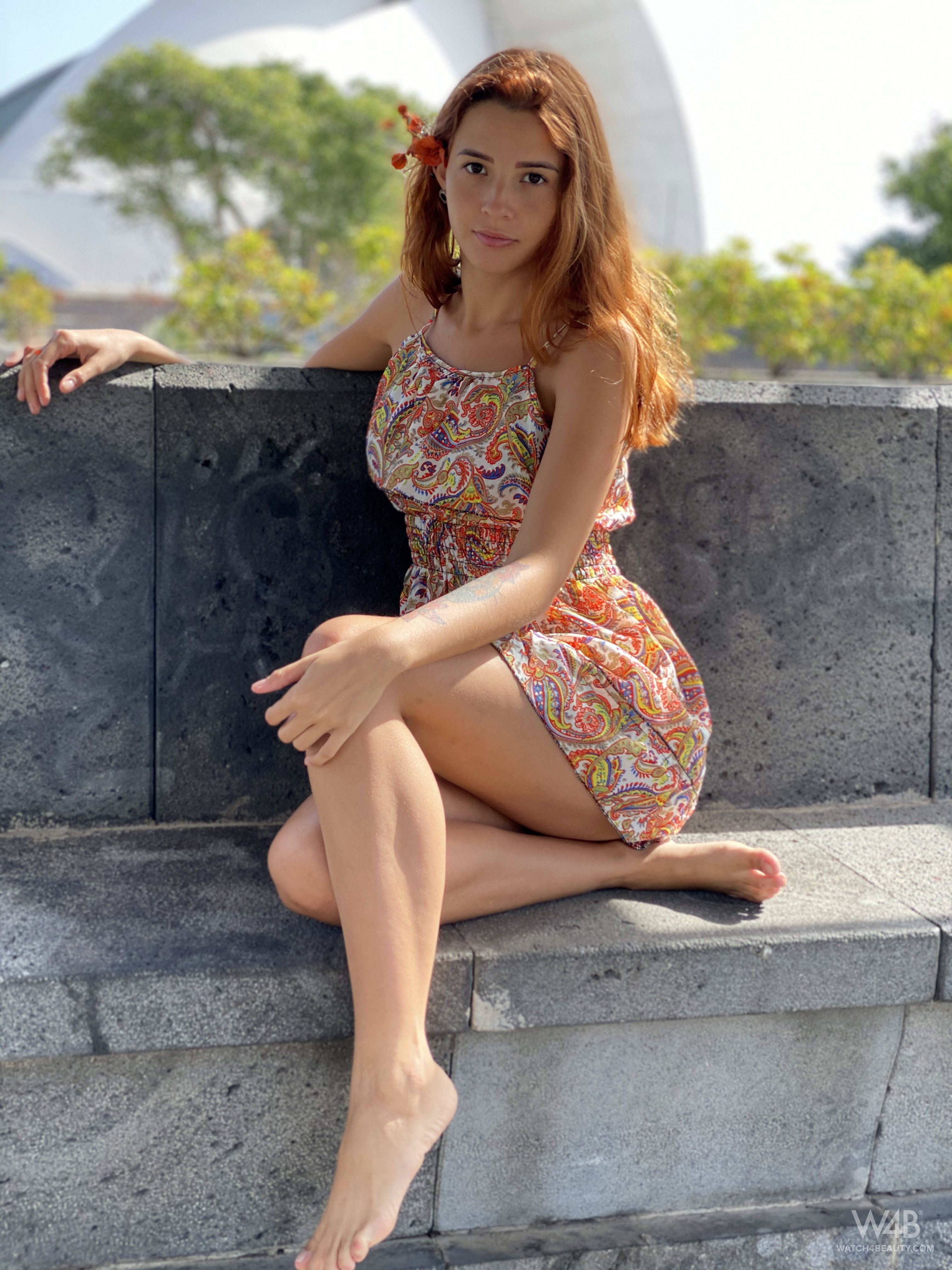 Agatha in Watch 4 Beauty set Welcome To Tenerife