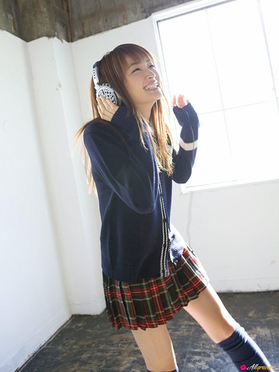 Rei Okamoto in Sing Out 1 from All Gravure