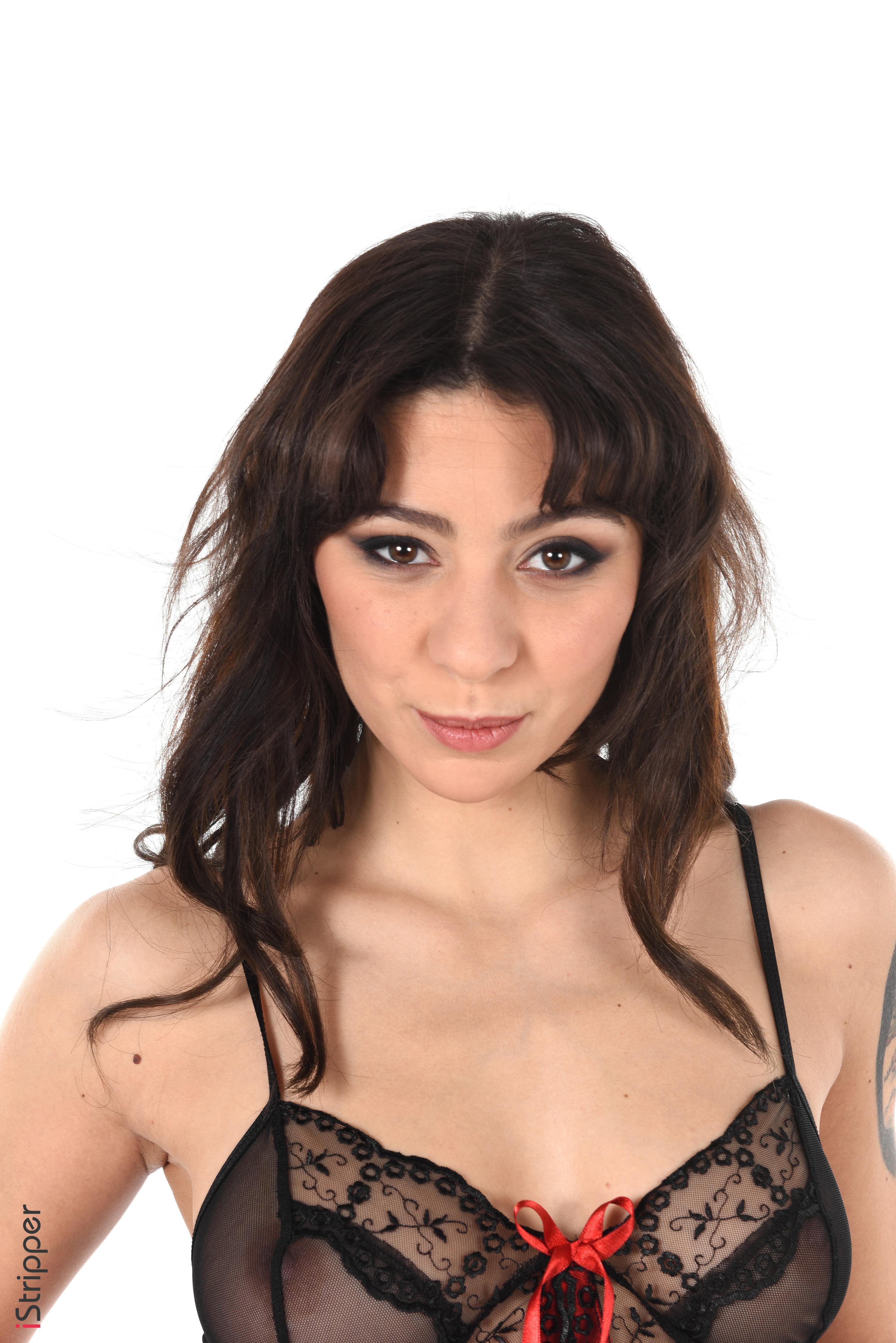 Sasha Meow in Istripper set Spicing Things Up