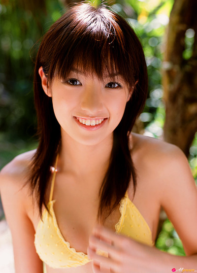 Akina Minami in Angelic Smile from All Gravure