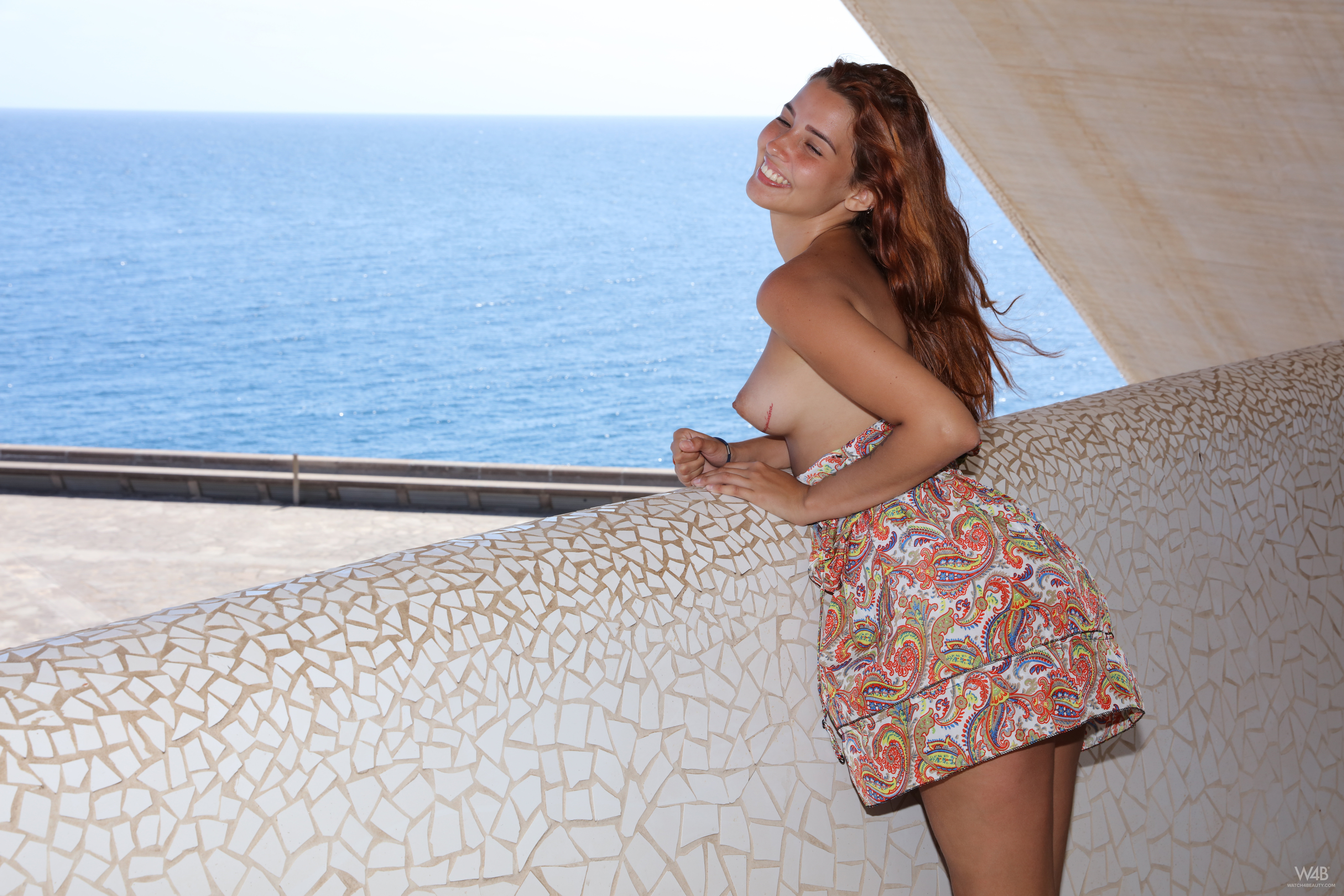Agatha in Watch 4 Beauty set Public Fun