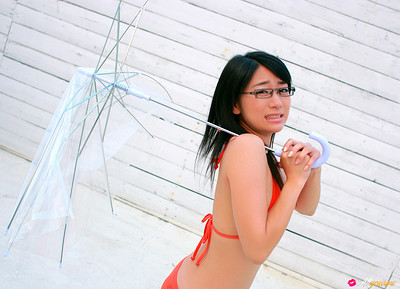 Ami Tokito in Enjoy Play from All Gravure