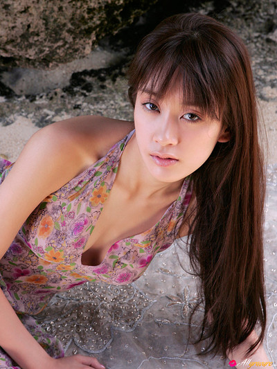 Asami Mizukawa in Cool Body from All Gravure