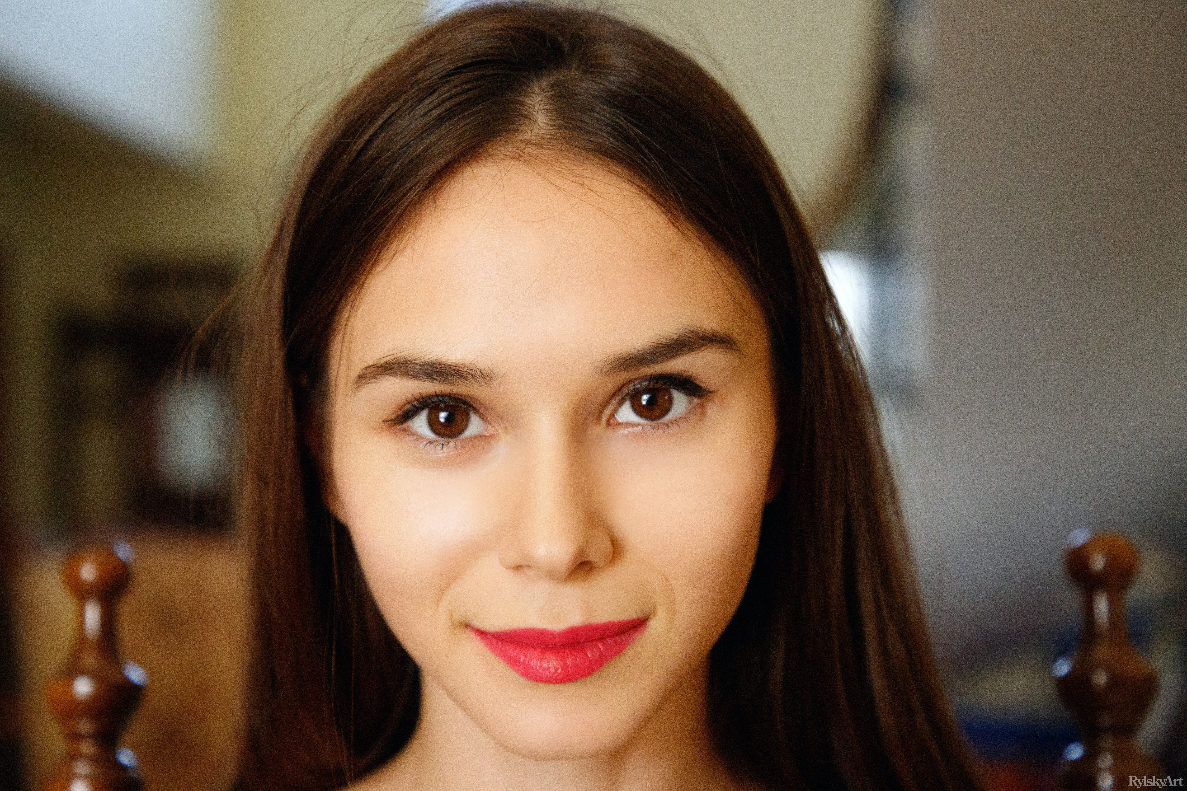 Leona Mia in Rylsky Art set Yoldyza