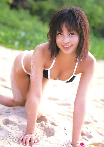 Misako Yasuda in Le Soleil from All Gravure