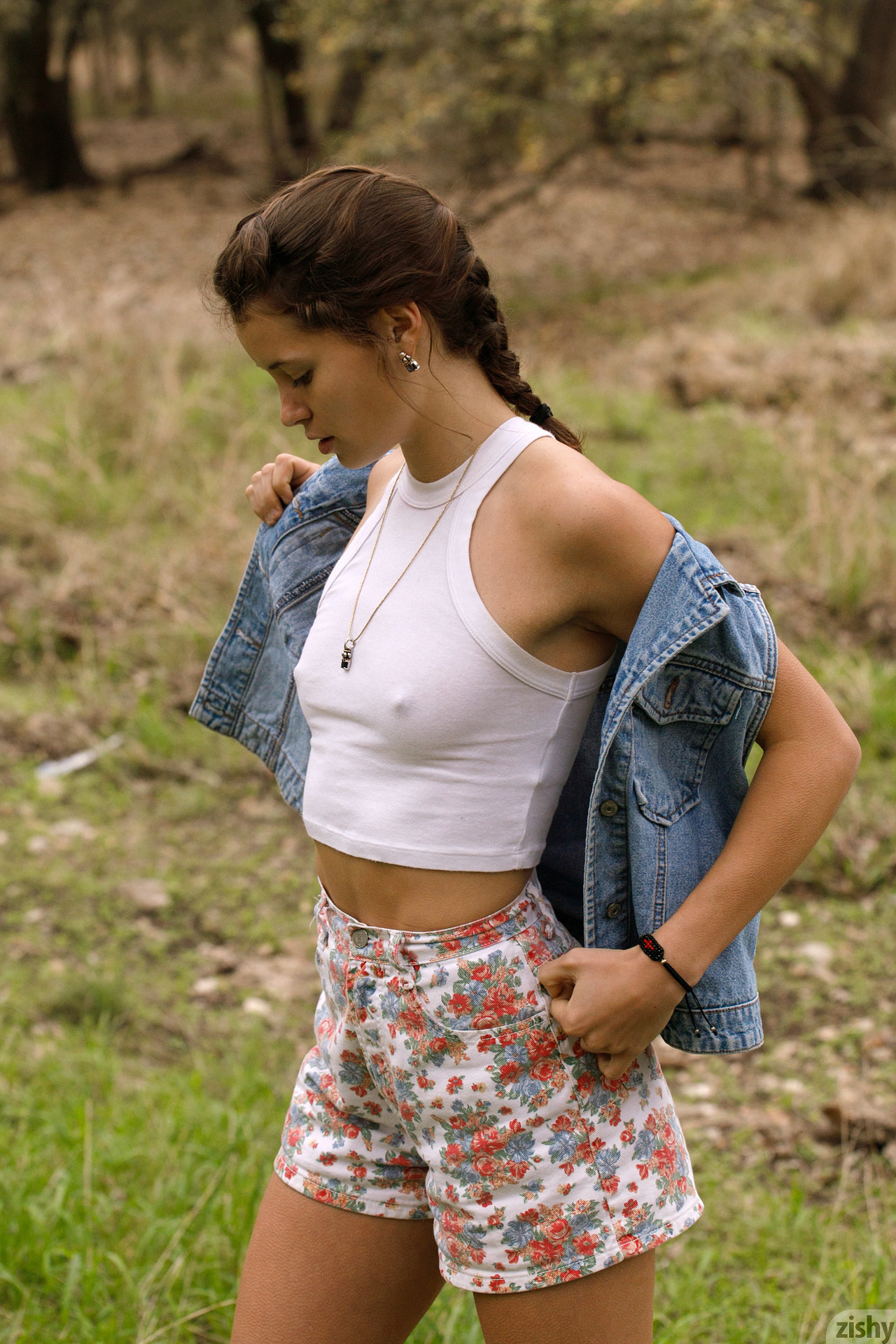 Gaby Mueller in Zishy set Die Hard Texas