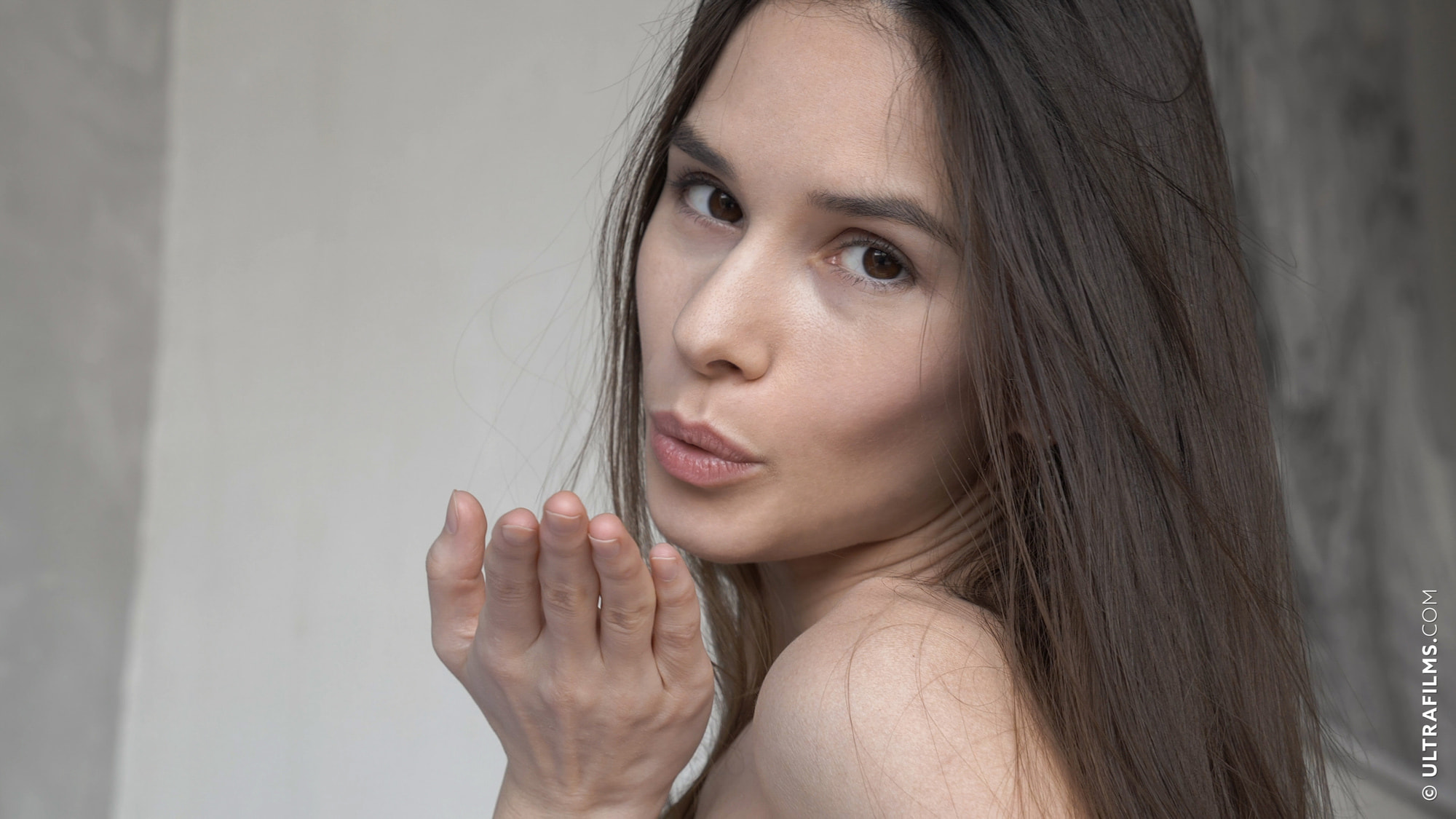 Leona Mia in Ultra Films set Smell Of Lust