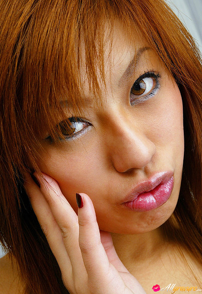 Yukari Fujikawa in Cheetah Queen from All Gravure