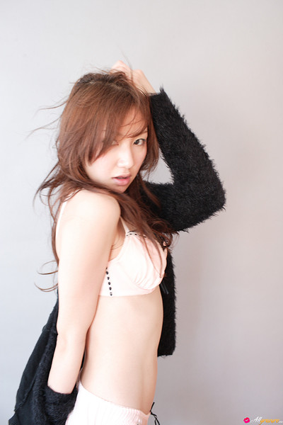 Remi Kawashima in Focus from All Gravure