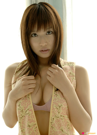 Natsume Sano in Sunny Love from All Gravure