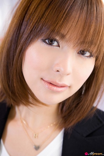 Ranko Kanbe in Magic from All Gravure
