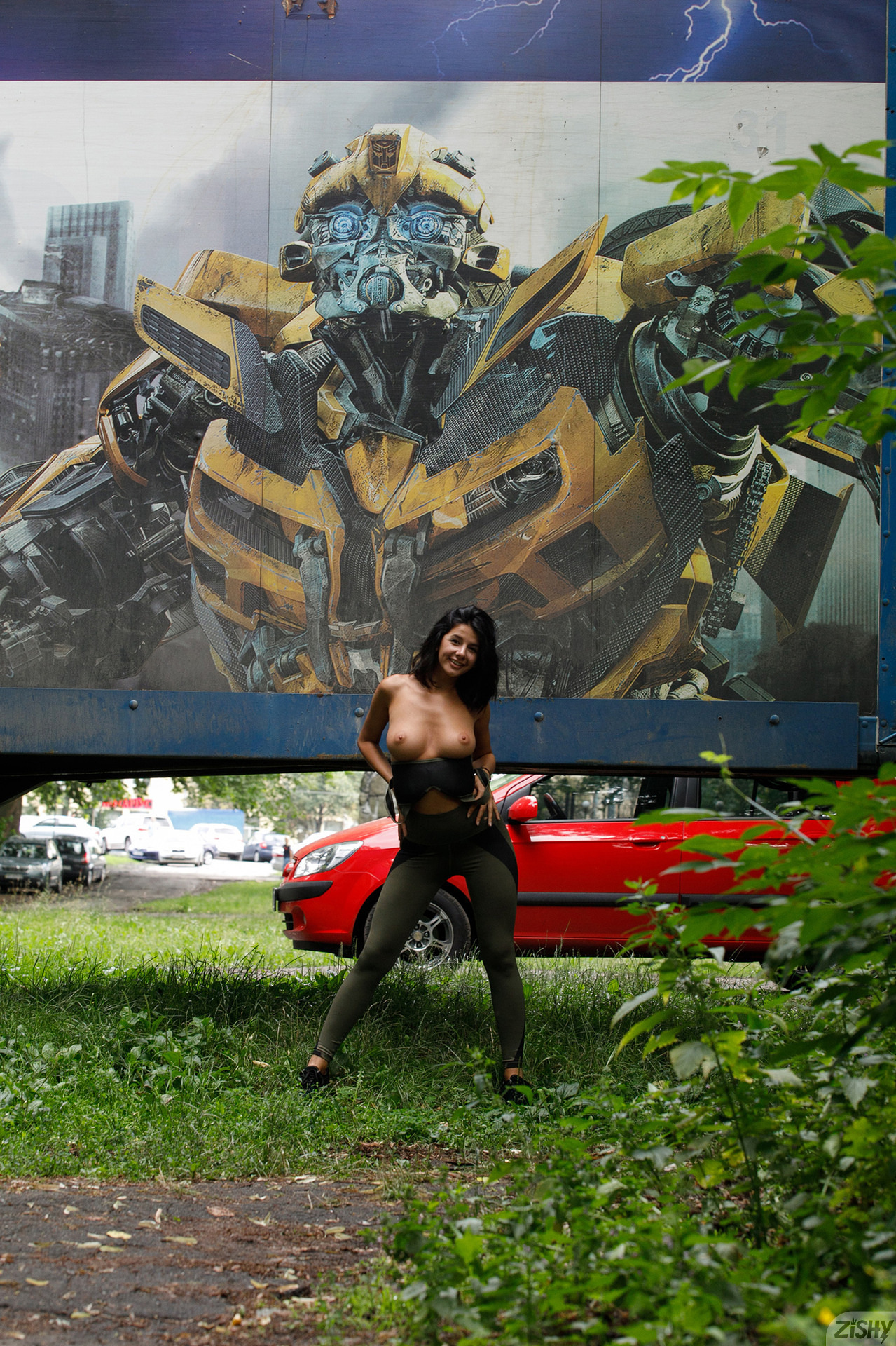Nadia Serbinenko in Zishy set Runnin From Squitos