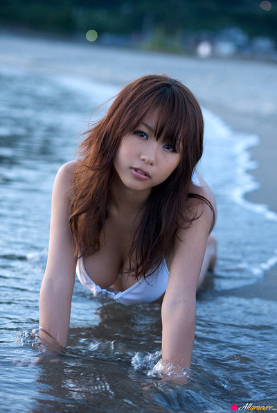 Mai Nishida in So Gorgeous from All Gravure