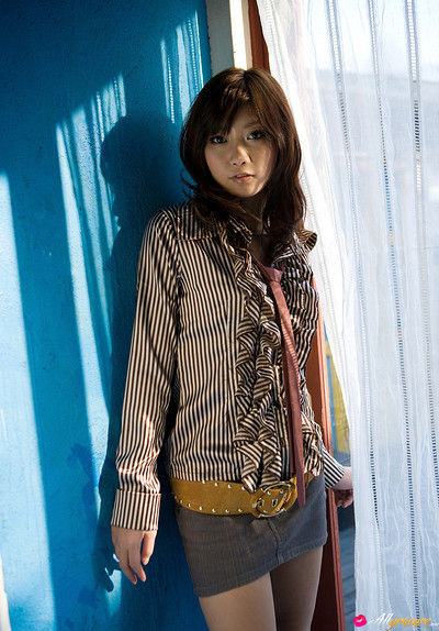 Maki Honoka in Afterwork from All Gravure
