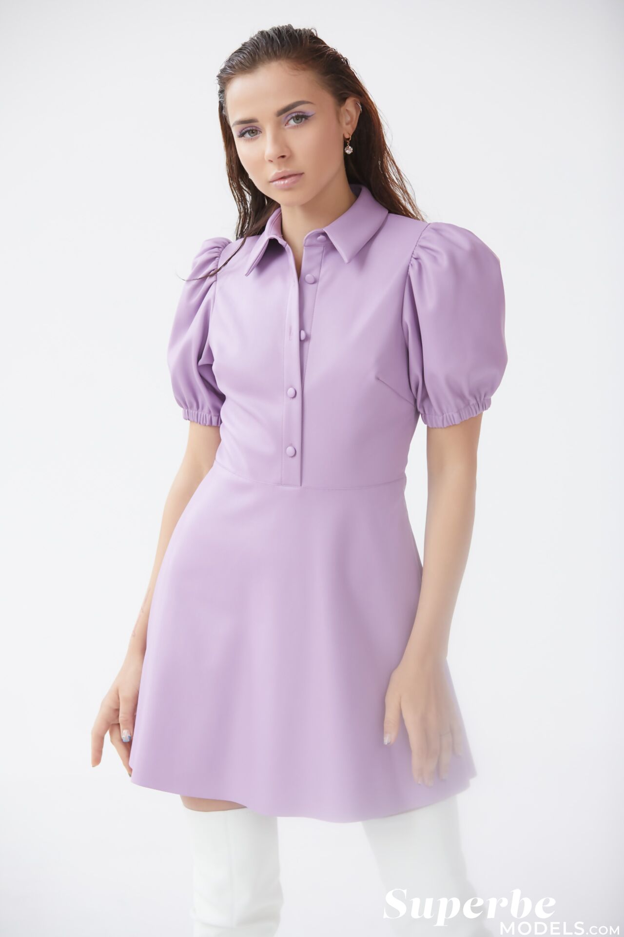Violet Hart in Superbe set Violet Femme