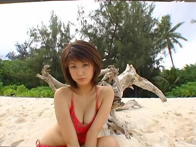 Sexy yet charming stunner Yuka Kosaka nude and naughty