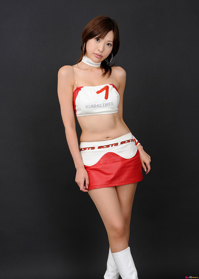 Mayumi Morishita in Kumho from All Gravure
