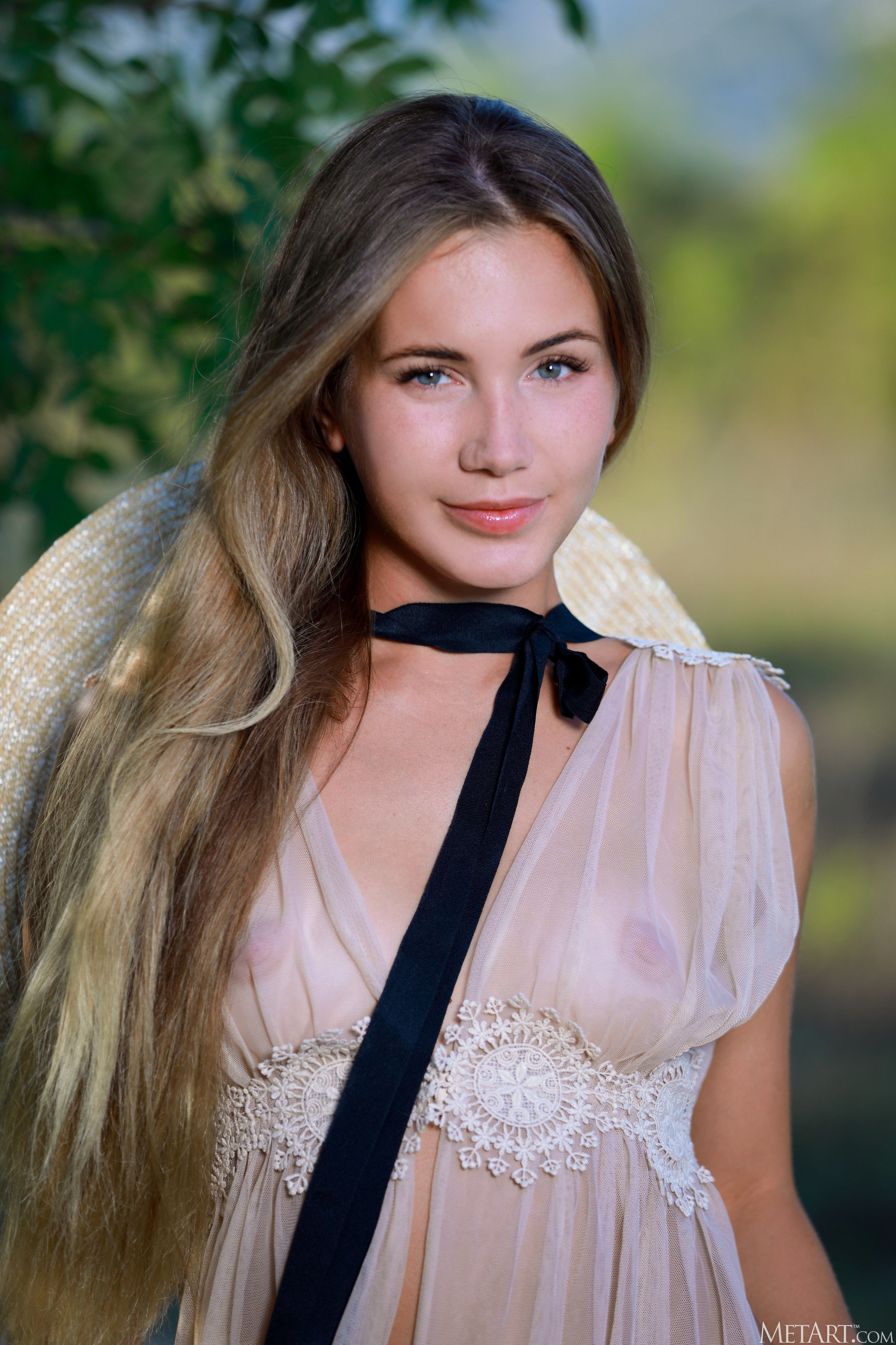 Mary Rock in Metart set Prairie