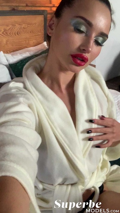 Jess Leon in Jess Leon from Superbe Models