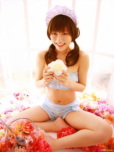Yumi Sugimoto in Tears For Heaven from All Gravure