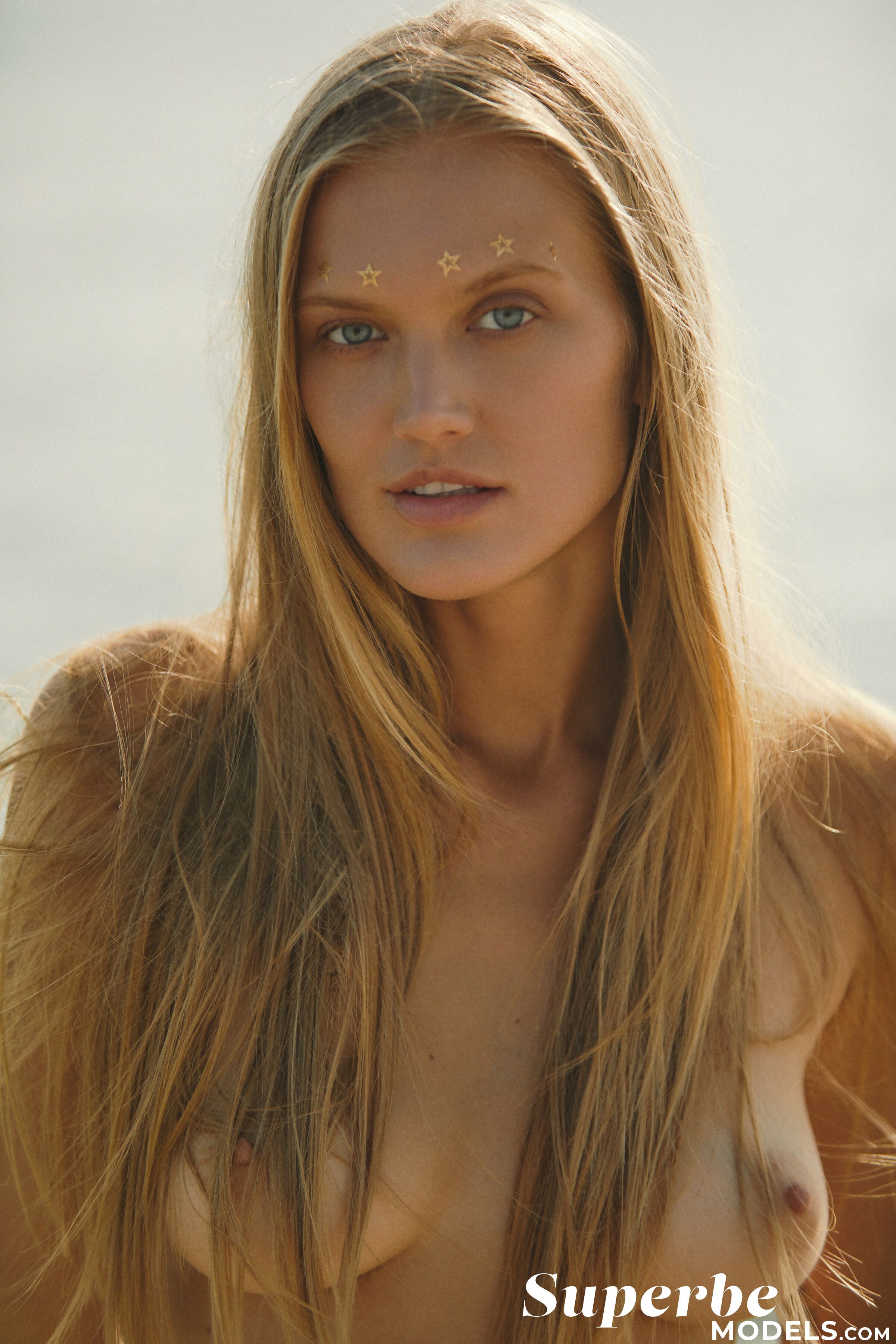 Dasha Elin in Superbe set Summer of 69