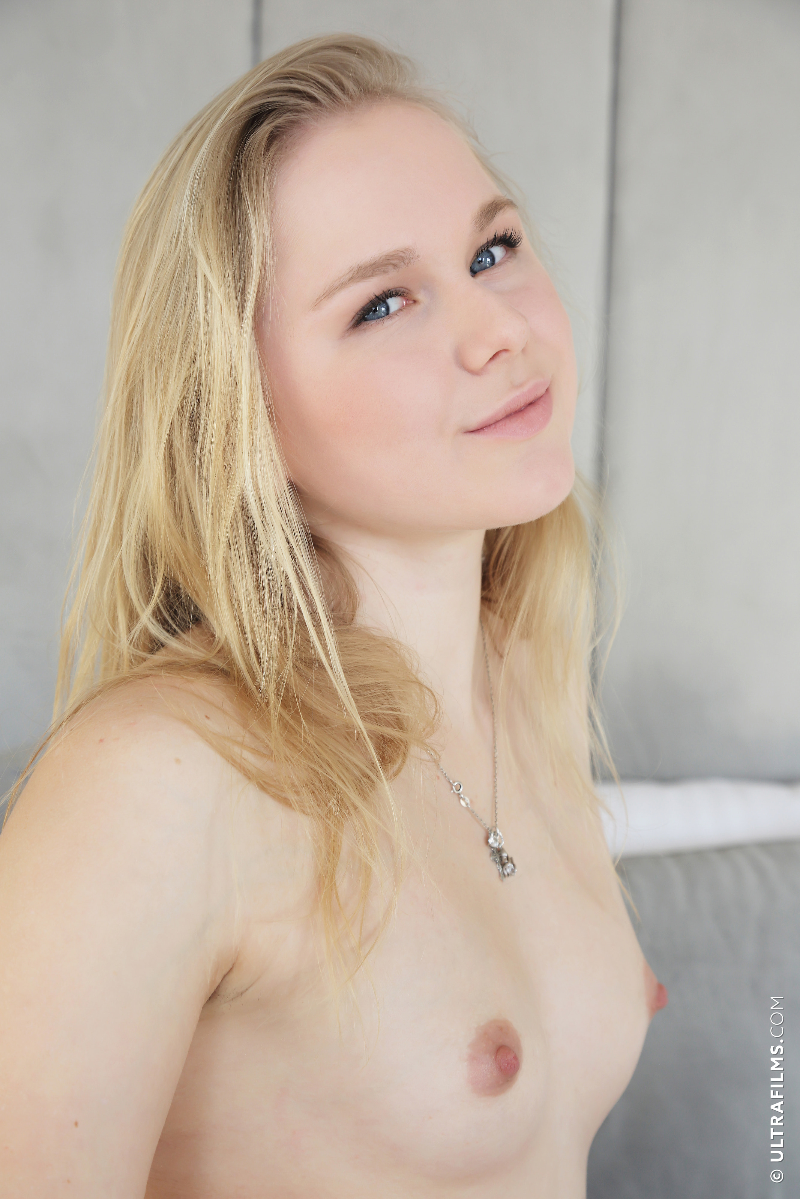 Jullia Brown in Ultra Films set Meet Jullia Brown