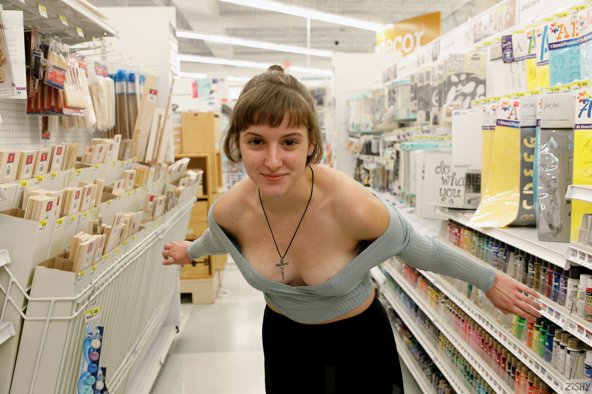 Meadow Brink in Zishy set The New Cashier
