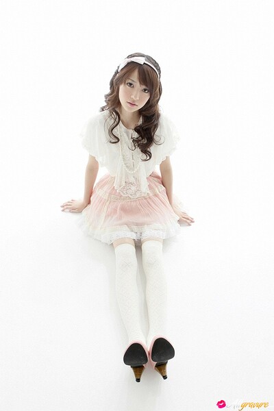 Rina Aizawa in True Princess from All Gravure