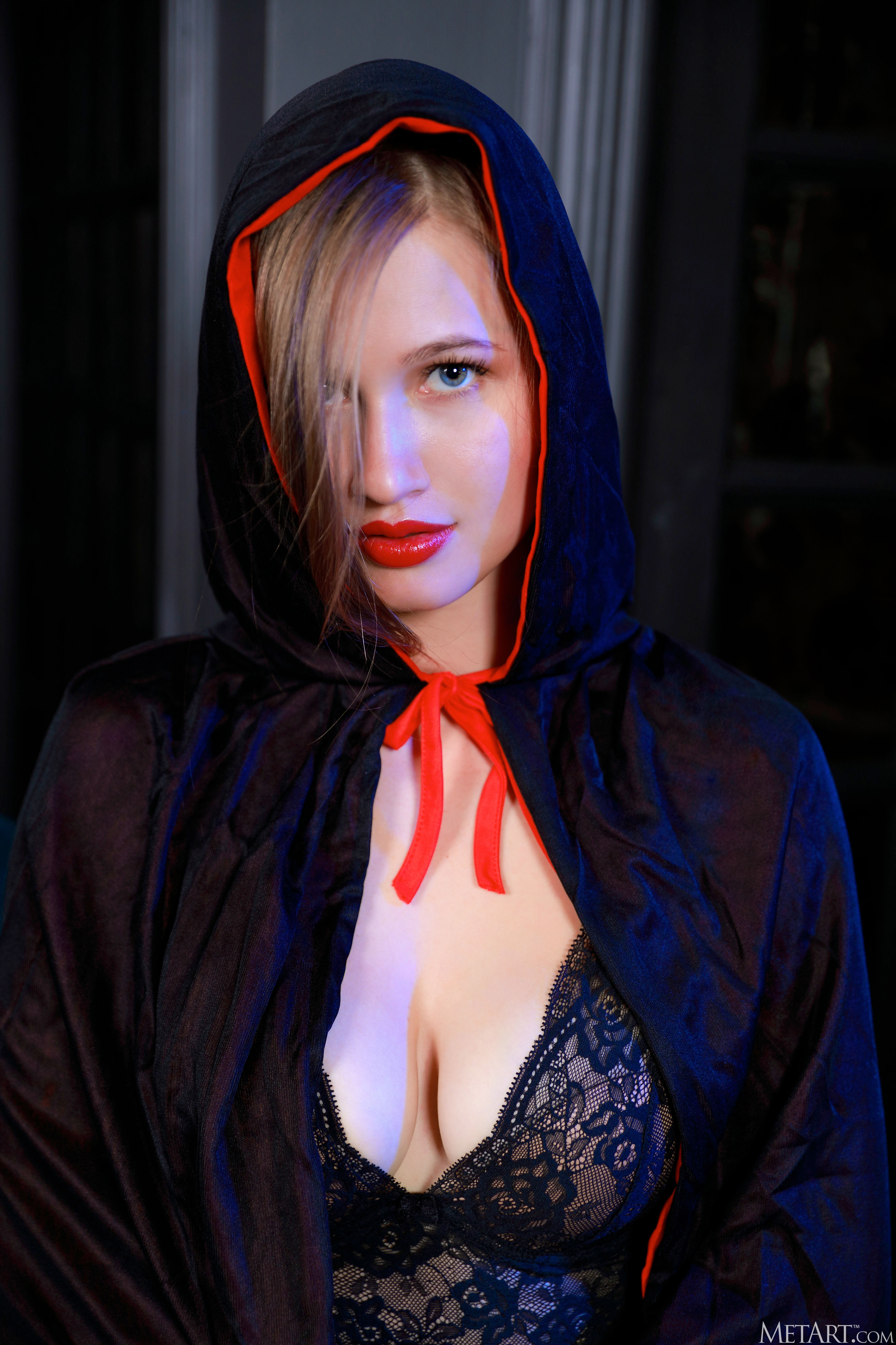 Stella Cardo in Metart set Riding Hood