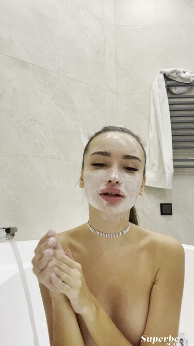 Jess Leon in Jess Leon from Superbe Models