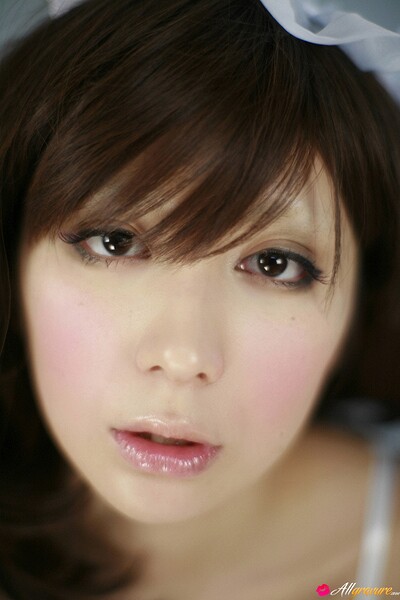Miu Nakamura in Help Here from All Gravure