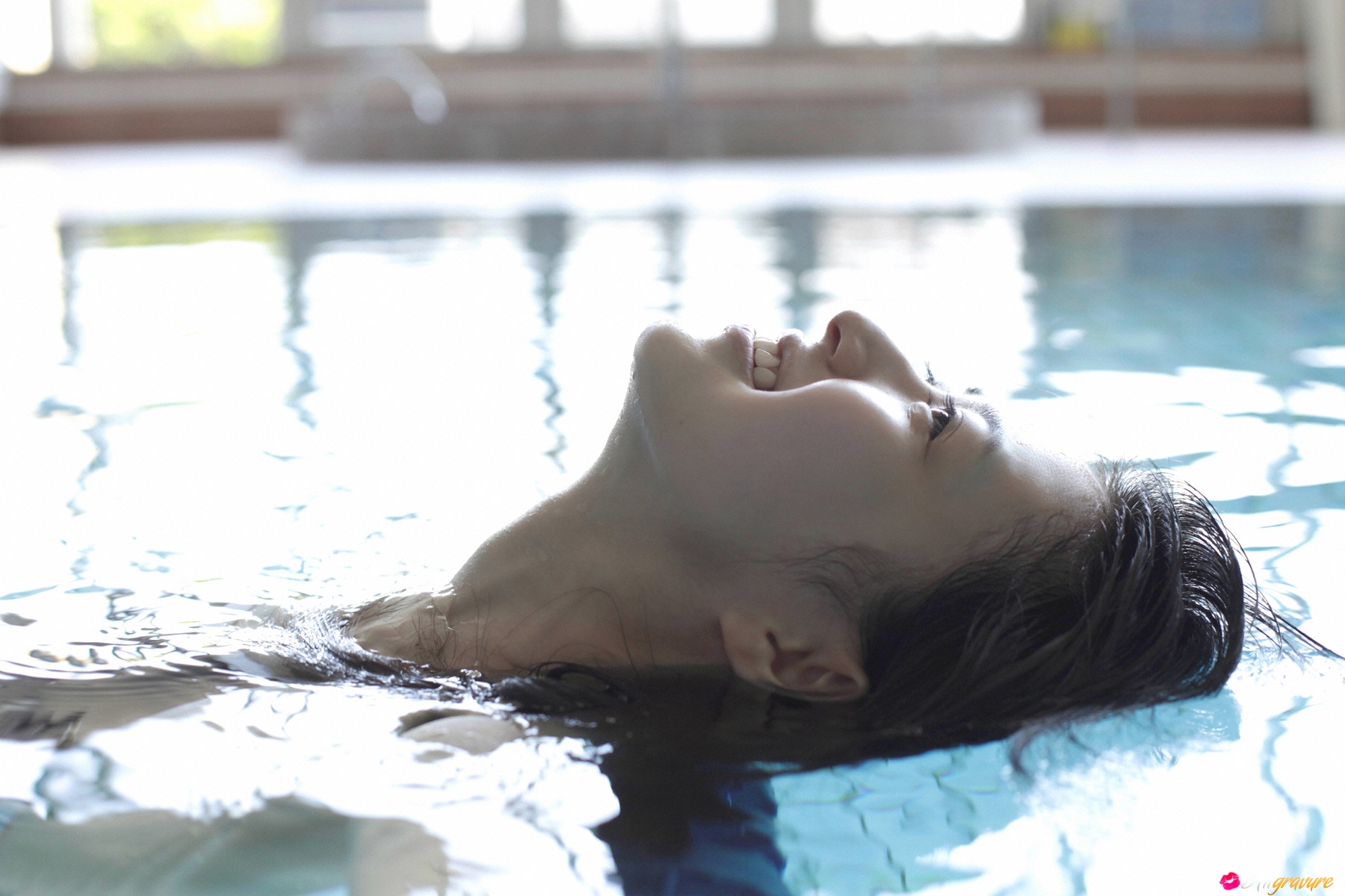 Rina Aizawa in All Gravure set Wet Affair