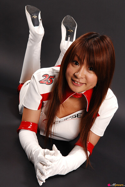 Yuki Aikawa in Race Queen from All Gravure