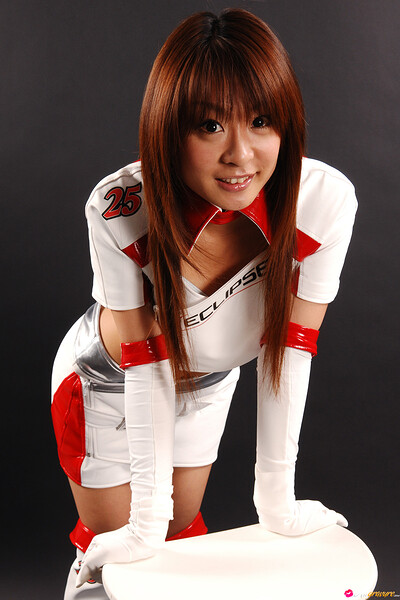 Yuki Aikawa in Race Queen from All Gravure