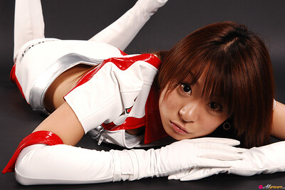 Yuki Aikawa in Race Queen from All Gravure