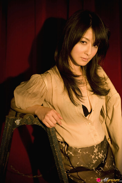 Rina Mastsuki in Detective Rina from All Gravure