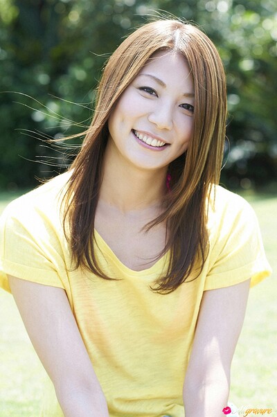 Ai Aoki in Summerlist 1 from All Gravure