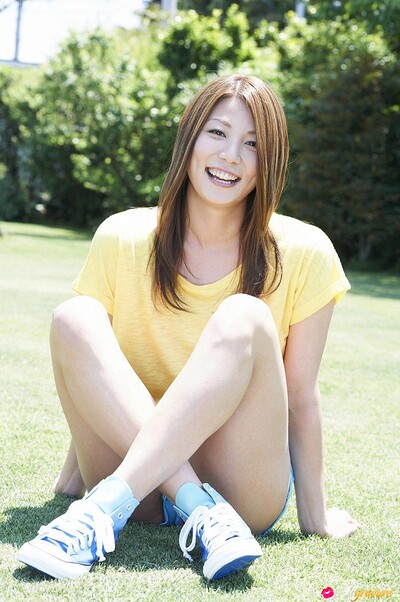 Ai Aoki in Summerlist 1 from All Gravure